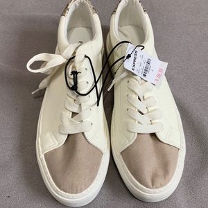 💚 NWT Express women’s sz 8